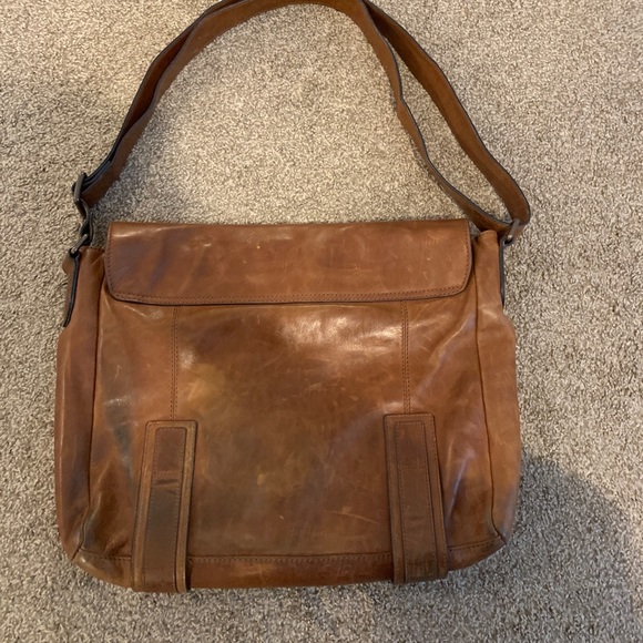 Frye Logan Messenger Bag - Picture 7 of 8